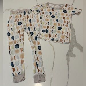 Little sleepies 4t like new pj moon set bamboo